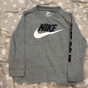 Nike Kids Heather Gray Long Sleeve Tee